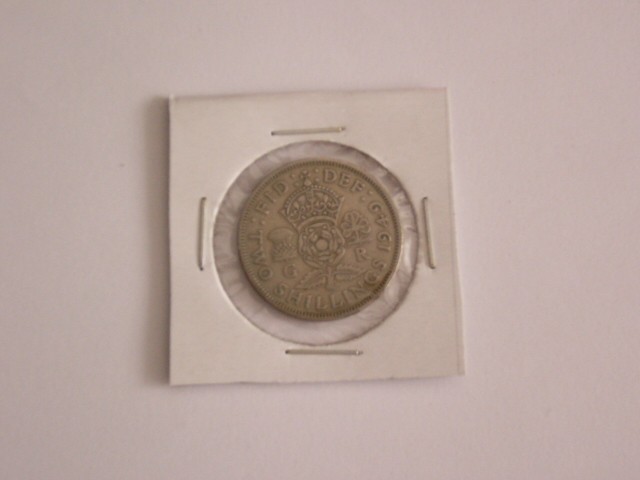 M3 C50 - Moneda foarte veche - Anglia - two shillings - 1949