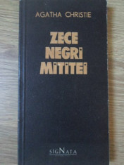 ZECE NEGRI MITITEI-AGATHA CHRISTIE foto