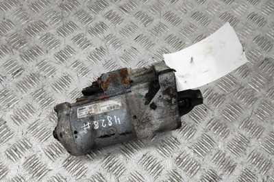 Electromotor OPEL VIVARO Combi 2016 OEM: 233000106R | 30334603 foto