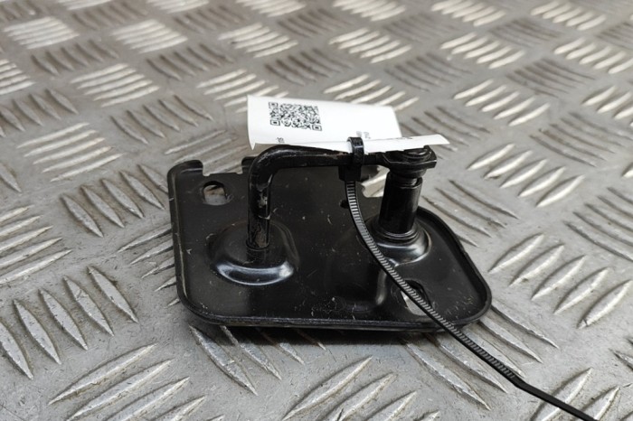 Zăvor de siguranță capota AUDI Q4 SUV F4B 2024 OEM: 81A823186A | 32042250