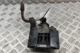Etrier de fr&acirc;nă dreapta spate ASTON MARTIN VANTAGE Coupe 2006 OEM: 7G43-2C464-BB 31101705