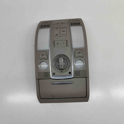 Iluminare interioară AUDI Q7 4L 2007 OEM: 4L0947135M,4F0959719 29771943 foto