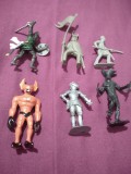 Cumpara ieftin LOT 6 FIGURINE PRET PENTRU TOATE PT COLECTIONARI