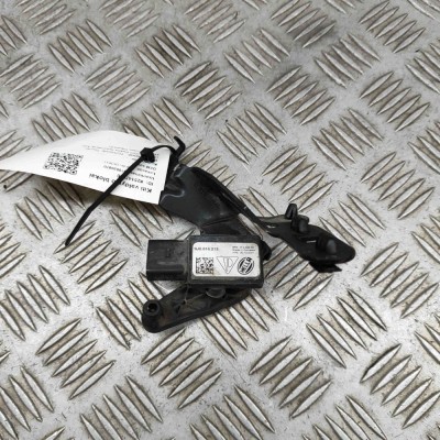 Senzor de nivel &amp;icirc;nălțime st&amp;acirc;nga față PORSCHE Taycan 2022 OEM: 9J0616213,9J0.616.213,6PM012699 25147550 foto