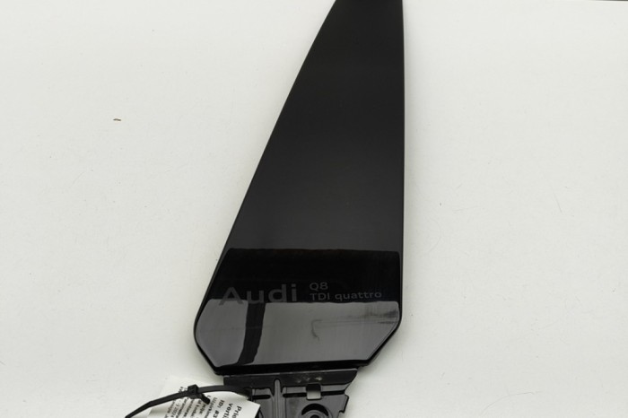 Ornament vertical ușă st&acirc;nga față AUDI Q8 4MN 2024 OEM: 4N8853289B | 31866342