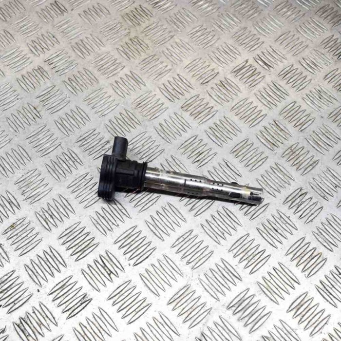 Bobina de inducție de &icirc;naltă tensiune VW GOLF V 1K1 2008 OEM: 78231002,07K905715D 13887344