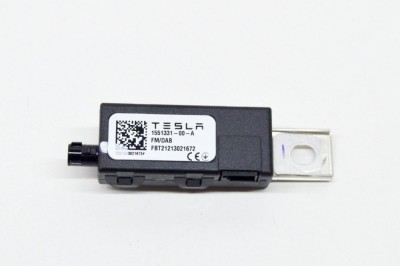 Amplificator de antena TESLA MODEL 3 2021 OEM: 1551331-00-A 15511668 foto