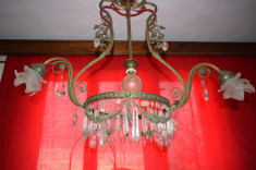 Candelabru, lustra, plafoniera cu 3 duli din alama si cristal Nr 4 foto