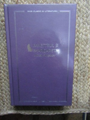 Maestrul și Margareta - Mihail Bulgakov IN TIPLA foto