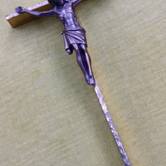 Crucifix vechi din alama