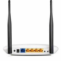 Router wireless tp-link tl-wr841n 1wan 10/100 4xlan 10/100 2 antene fixe 5dbi n300 atheros 2t2r