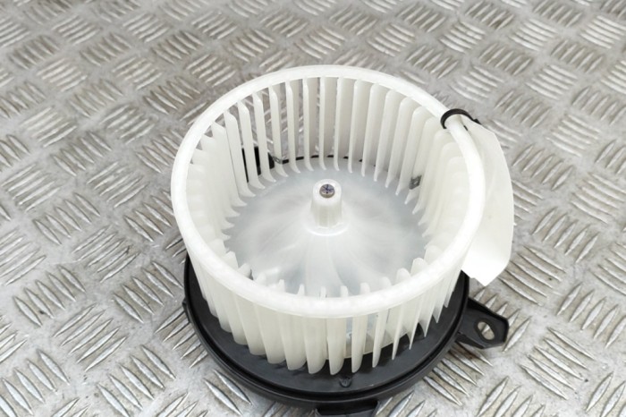 Ventilator aeroterma TESLA MODEL Y 2023 OEM: 1539475-00-A,H031519053,H031501070 | 23517768