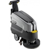 Masina pentru spalat si aspirat pardoseli cu alimentare 230V, Dynamic 45E, productivitate 1600 mp/h