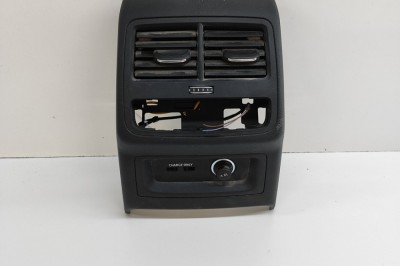 Gura de ventilație consola centrală AUDI A5 F53 2024 OEM: 8W0864376,8W0863324A 30332707 foto