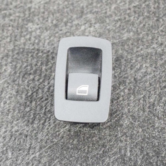 Buton geam ușă dreapta spate BMW 1 F20 2012 OEM: 9208106 10041648