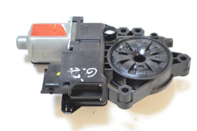 Motor macara geam ușă dreapta spate HYUNDAI i40 CW VF 2015 OEM: 83460-3Z010 2278573 foto