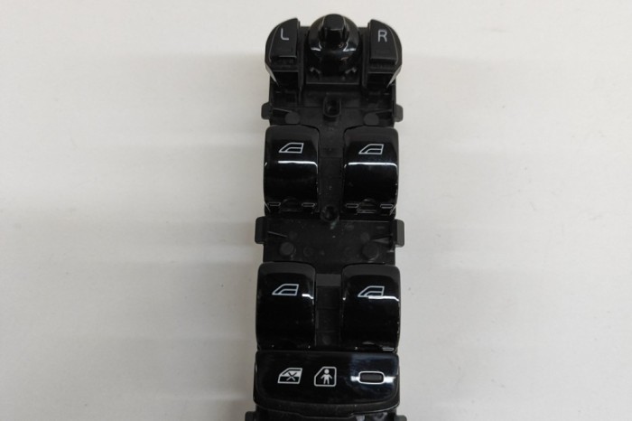 Buton geam ușă st&acirc;nga față VOLVO XC90 II 2018 OEM: 31433927 29498617