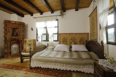 Vand tuica diverse sortimente foto