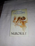 JOANNA TROLLOPE - NURORILE