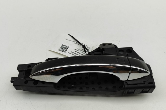 M&acirc;ner exterior ușă dreapta spate AUDI Q5 8R 2015 OEM: 8T0837886B,8R0837208 | 31924611