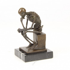 Skeleton - statueta din bronz pe soclu din marmura SL-32