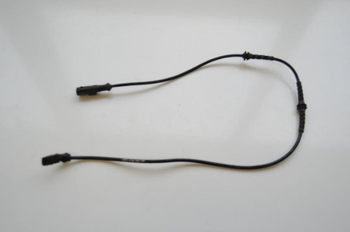 Senzor ABS dreapta spate RENAULT MEGANE III Hatchback BZ0_ 2010 OEM: 479006271R 2114918
