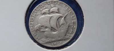 PORTUGALIA 2,50 ESCUDOS 1947 argint foto