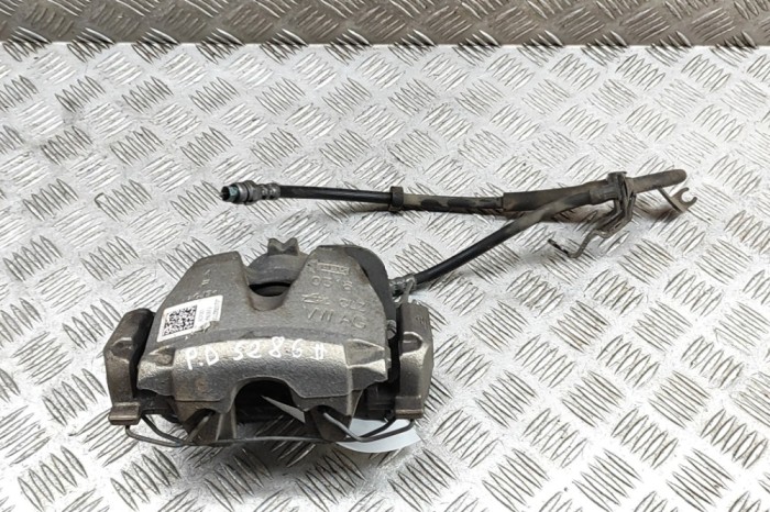 Etrier de fr&acirc;nă dreapta față AUDI A5 F53 2024 OEM: Coupe | 29831618