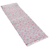 Saltea pentru plaja pliabila, din spuma, ultra-usoara, cu perna si maner de transport, 60x180cm, gri flamingo roz Household NewTrend