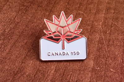 M3 L 33 - Insigna - tematica simbolistica - frunza de artar - Canada foto
