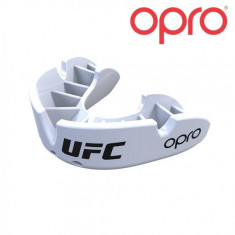 Proteza dentara UFC Bronze White foto