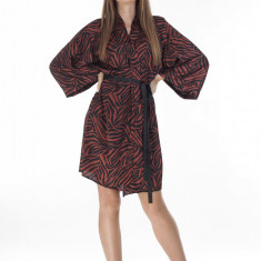 Kimono dama din matase satinata cu imprimeu animal print