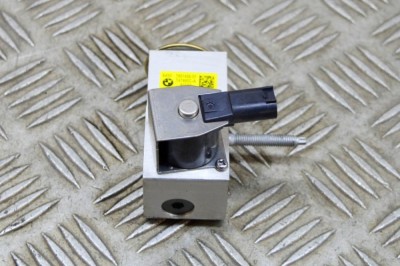 Supapa de expansiune aer condiționat BMW 3 G20, G28 2021 OEM: T47466C,T47460C,7951456 15425992 foto