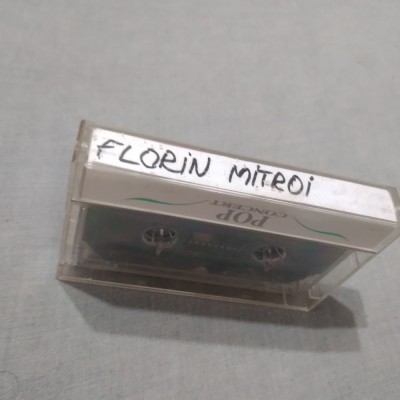 CASETA MANELE FLORIN MITROI RARA!!!!FARA COPERTA ORIGINALA foto