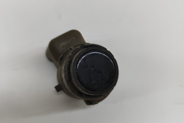 Senzor de parcare spate LAND ROVER RANGE ROVER SPORT II L494 2018 OEM: JK83-15K859-BC 30572779