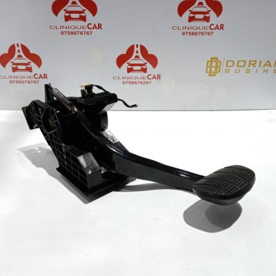 Pedala Frana BMW X1 F48 xDrive 2.0 D 2014-2021 foto