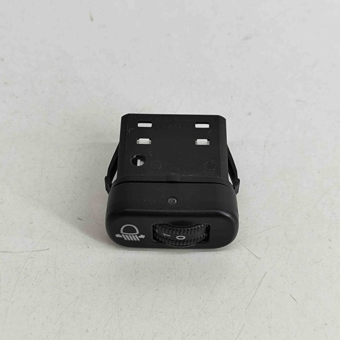 Comutator de reglare &icirc;nălțime faruri VW CRAFTER 30-50 Furgon 2E_ 2014 OEM: A9065440131 | 27013798