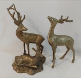 Familie de cerbi,sculpturi deosebite realizate din bronz,piese cu o lucrătură de o foarte mare finețe