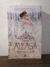 ALEASA-KIERA CASS foto