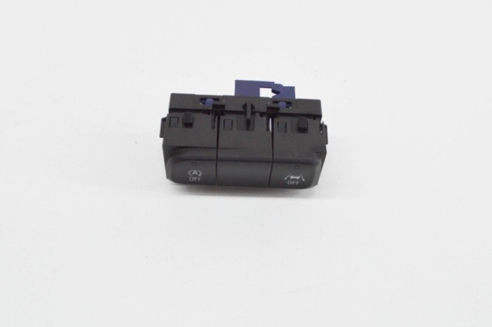 Panou de butoane OPEL CORSA F 2021 OEM: 98327595YX | 18105484