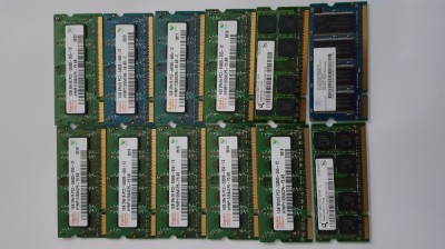 Lot 12 Memori Laptop DIFERITE FRECVENTE foto