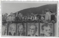 D306 Tribuna oficiala comunista 1 mai 1949 Campulung Moldovenesc foto