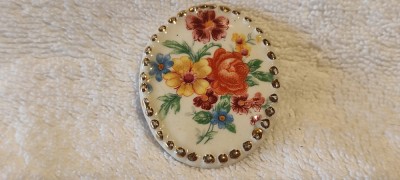 RUSIA 1900 unica BROSA PORTELAN picata MANUAL cu BUCHET de FLORI exceptionala foto