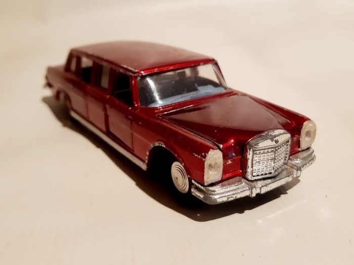 Mercedes Benz 600, Dinky