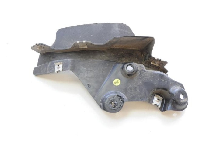 Aparatoare noroi dreapta spate AUDI Q7 4M 2016 OEM: 4M0854816 | 2300832