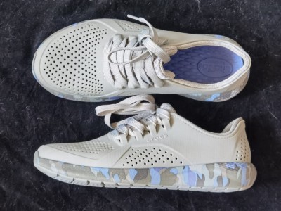 PANTOFI SPORT GRI DAMA ADIDASI PERFORATI FIRMA CROCS LITERIDE SALA FITNESS PLAJA foto