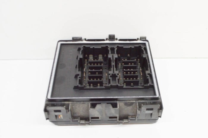 Modul panou de siguranțe FORD FIESTA VII 2023 OEM: L1BT-14D068-GAD,H1BT-14A003-AB 20511184