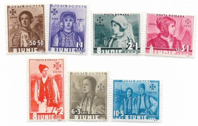 Romania (241) - O.E.T.R. Costume nationale, dantelata, 1936 - serie neobliterata foto