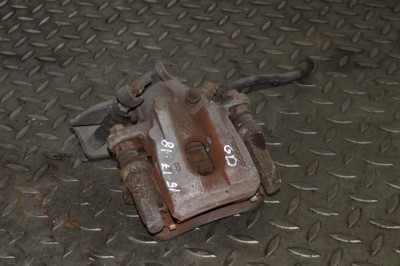 Etrier de fr&amp;acirc;nă dreapta spate TOYOTA AURIS _E15_ 2007 OEM: Hatchback | 12219337 foto