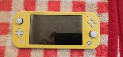NINTENDO SWITCH HDH-001 , NU STIU DACA FUNCTIONEAZA !! foto